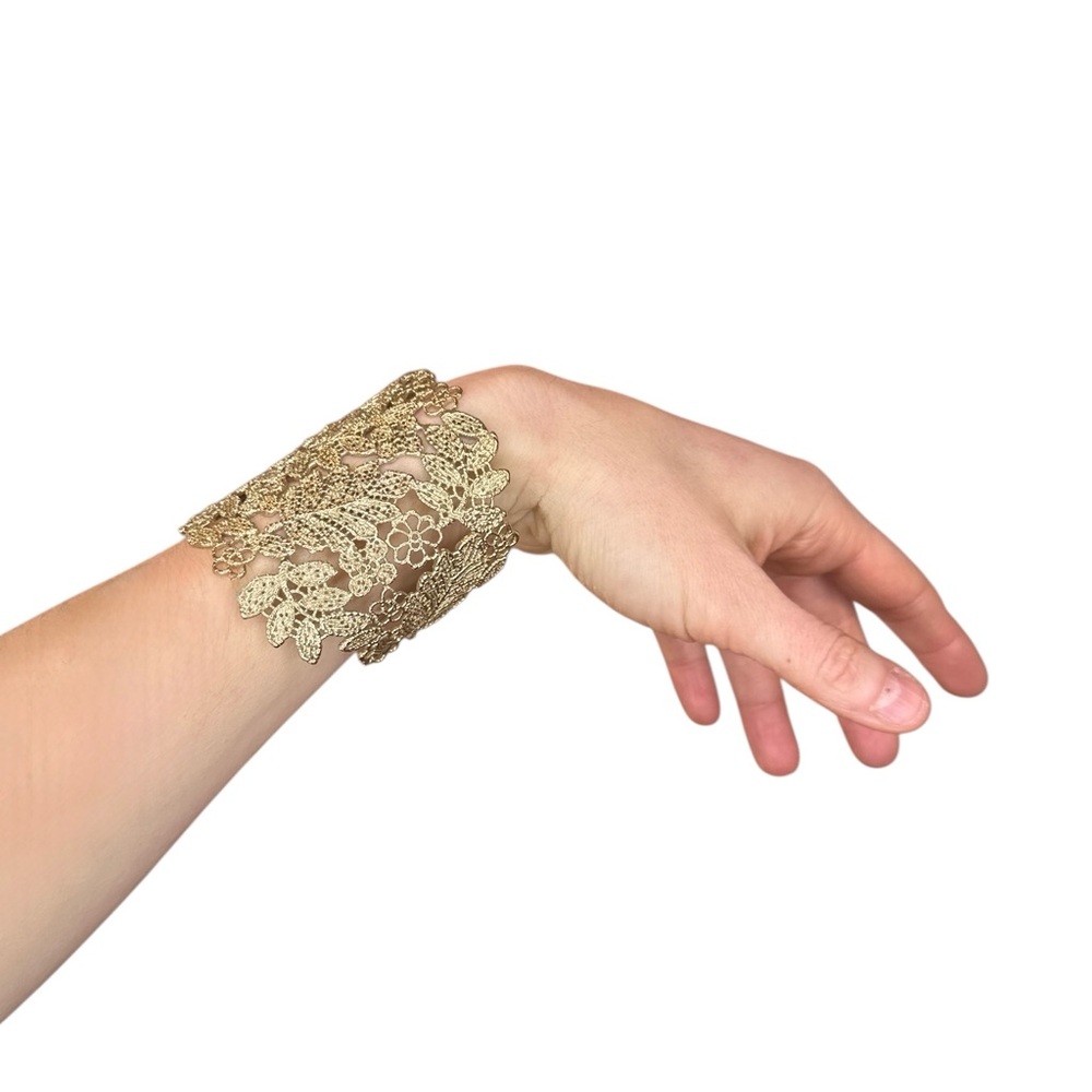 Stella & Dot Gold Lace Bracelet